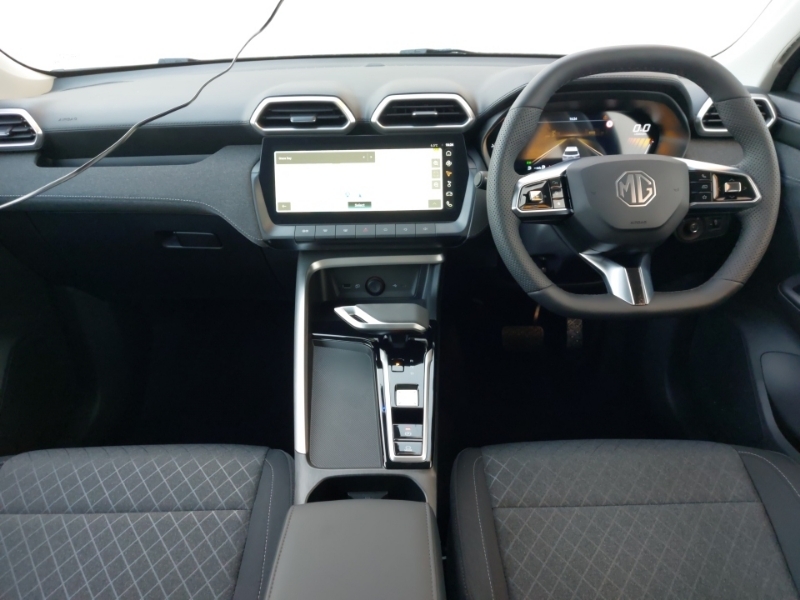 MG ZS 1.5 Se  White #3