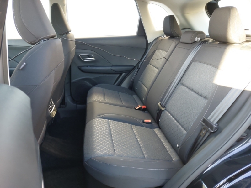 MG ZS 1.5 Se Black #6