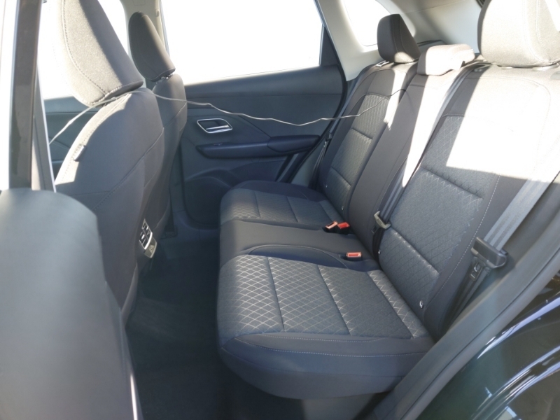 MG ZS 1.5 Se Black #6