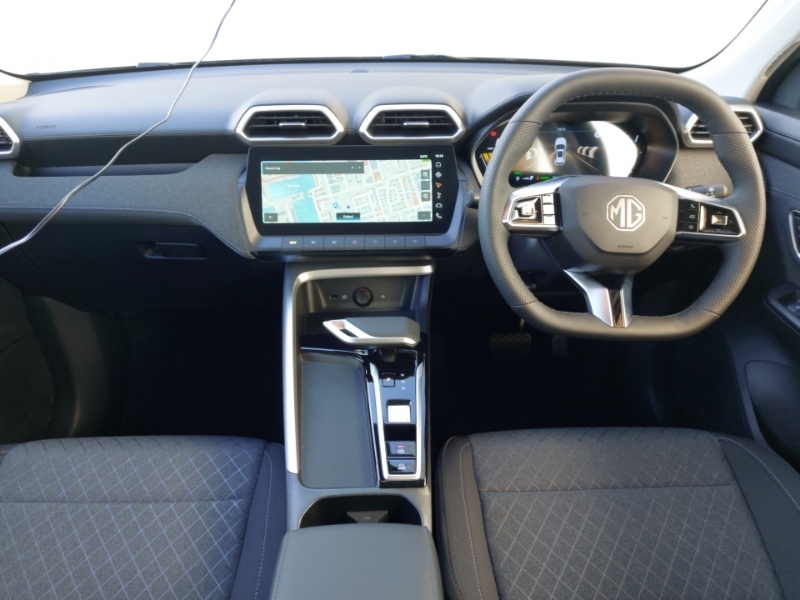 MG ZS 1.5 Se Black #3