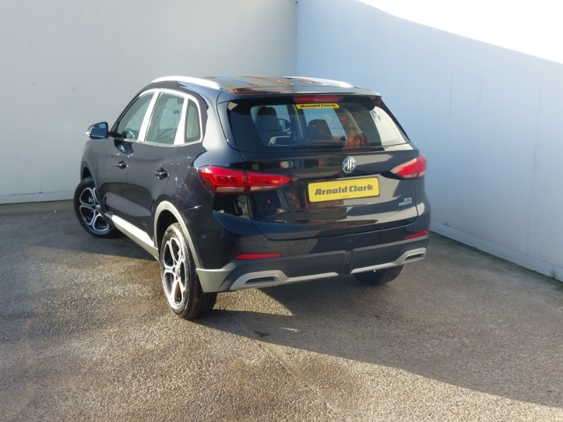 MG ZS 1.5 Se Black #2