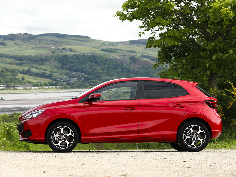 MG MG3 1.5 Hybrid Trophy  Red #4