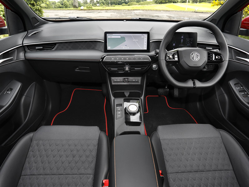 MG MG3 1.5 Hybrid Trophy  Red #3