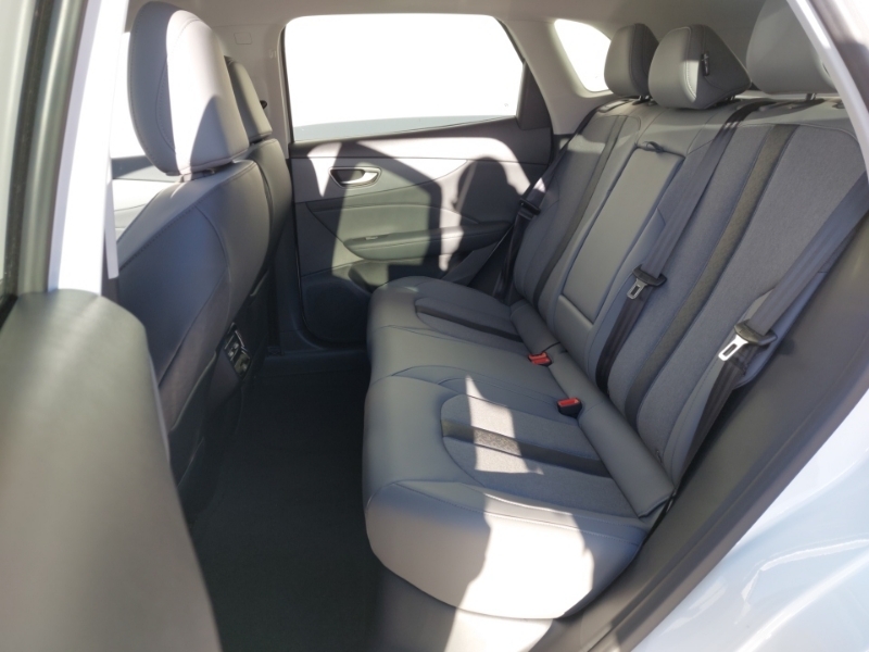 MG MGS5 170Kw Trophy Ev Long Range 64Kwh White #6