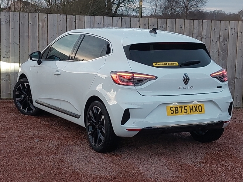 Renault Clio 1.6 E-tech Full Hybrid 145 Techno White #2