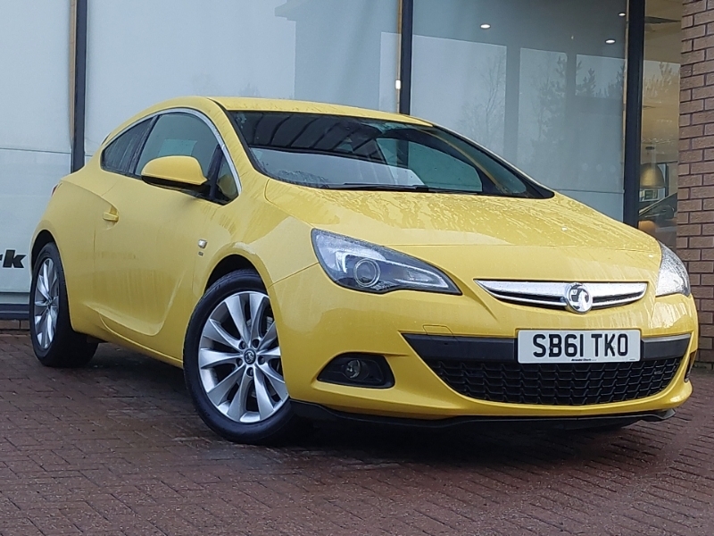 Vauxhall Astra GTC Hatchback Black #1