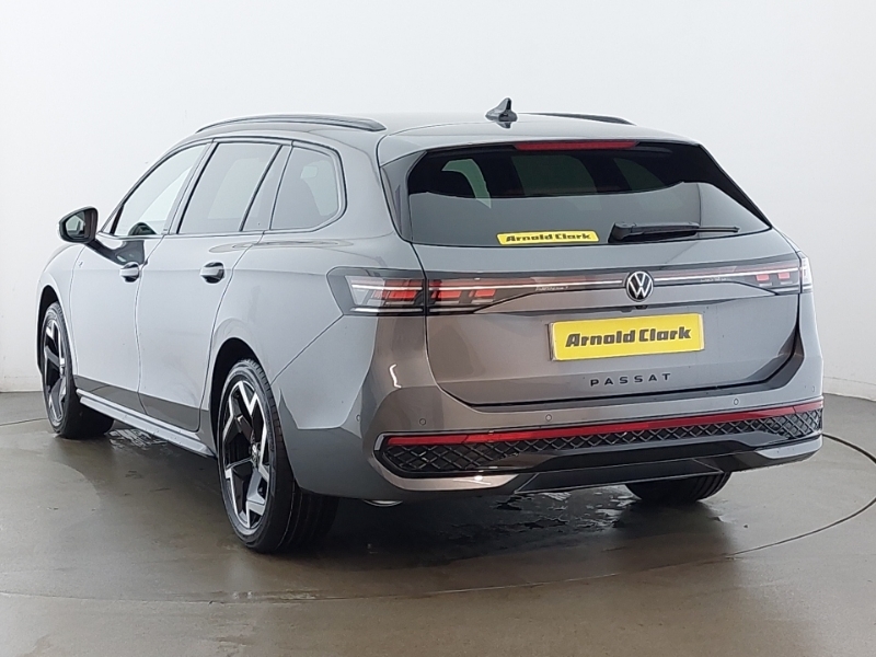 Volkswagen Passat 1.5 Etsi R-line Dsg Grey #2
