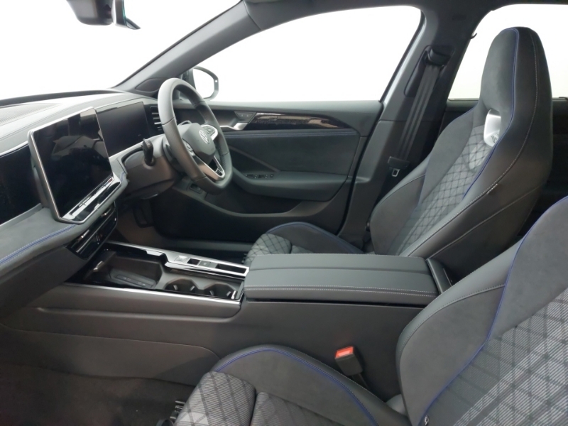 Volkswagen Passat 1.5 Etsi R-line Dsg Grey #5