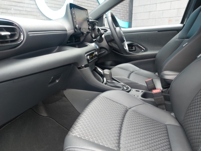 Toyota Yaris 1.5 Hybrid Dynamic Cvt FE22ZPM Grey #5