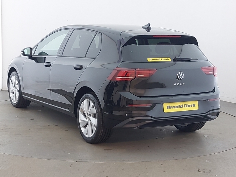 Volkswagen Golf 1.5 Tsi Match Black #2