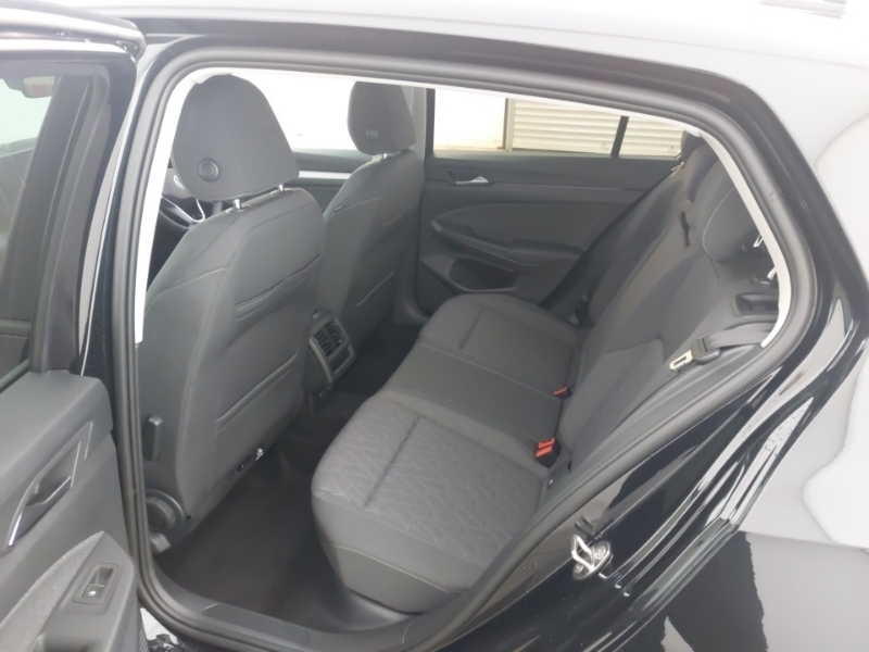 Volkswagen Golf 1.5 Tsi Match Black #6