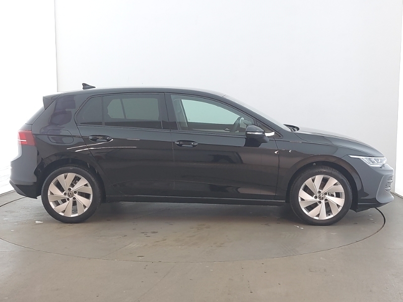 Volkswagen Golf 1.5 Tsi Match Black #4