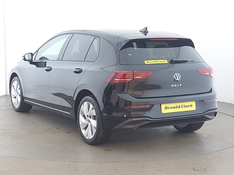 Volkswagen Golf 1.5 Tsi Match Black #2