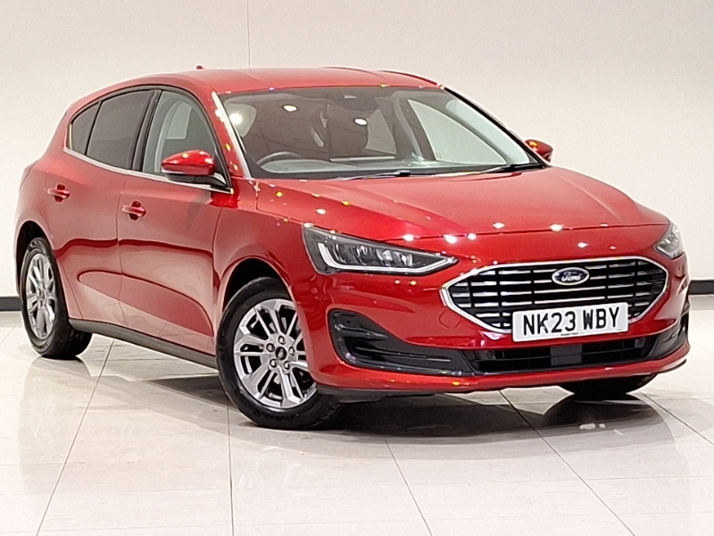 Ford Focus 1.0 Ecoboost Hybrid Mhev 155 Titanium Red
