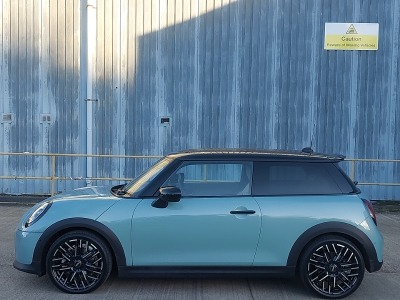 Mini Hatch 2.0 S Exclusive ST24VOA Green #4