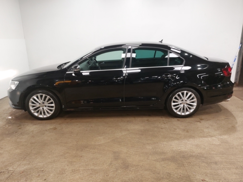 Volkswagen Jetta 2.0 Tdi 150 Gt White #4