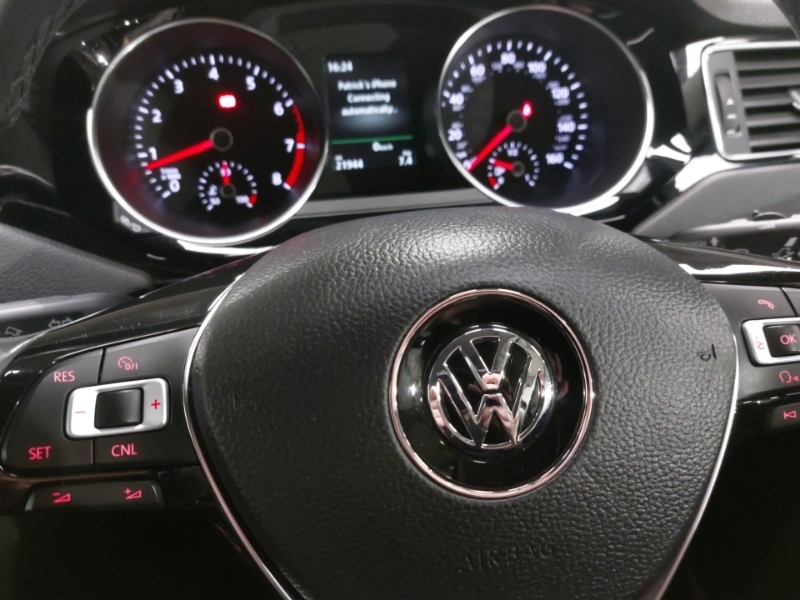 Volkswagen Jetta 2.0 Tdi 150 Gt White #17