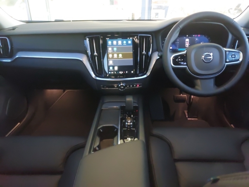 Volvo V60 2.0 B4p Plus Dark 7 Speed SL25BTE Silver #3