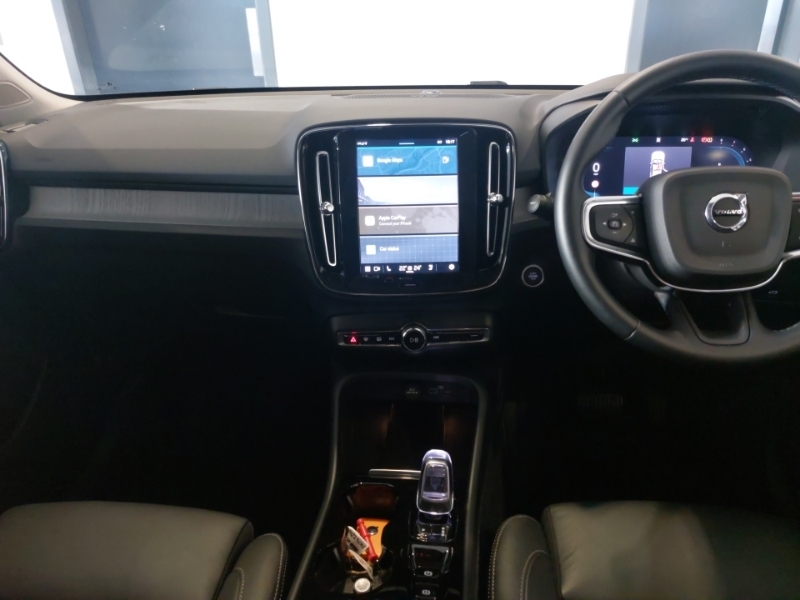 Volvo XC40 2.0 B4p Ultra Dark SK74ZDU Blue #4