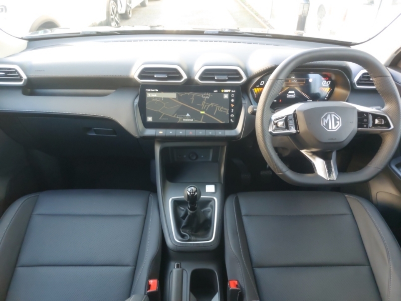 MG ZS 1.5 Se Black #3
