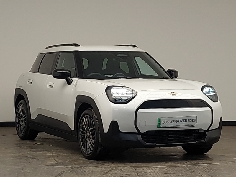 Mini Aceman 135Kw E Monochrome 43Kwh White