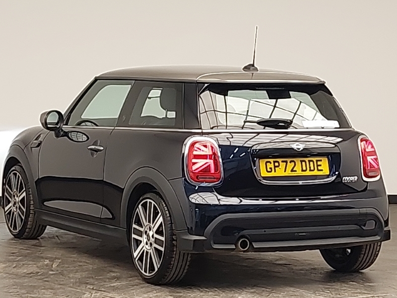 Mini Hatch 1.5 Cooper Exclusive GP72DDE Black #2
