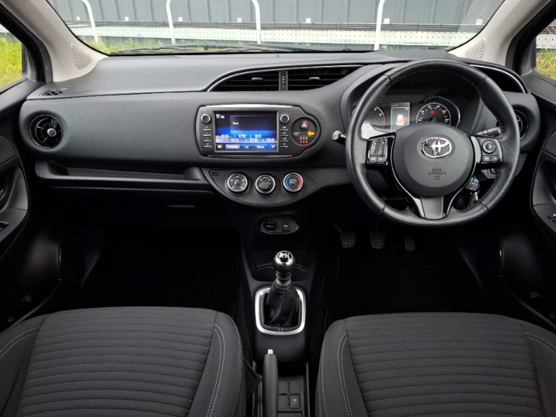 Toyota Yaris 1.5 Vvt-i Design PN18EYW Blue #3