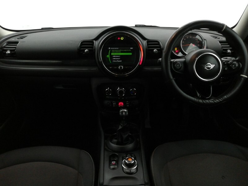 Mini Clubman 1.5 Cooper Classic 6Dr LR69HZK Black #3