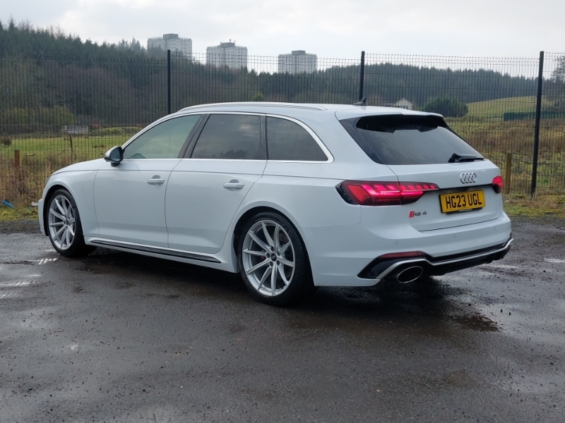 Audi RS4 Avant Rs 4 Rs 4 Tfsi Quattro Tiptronic Comfortsoun White #2