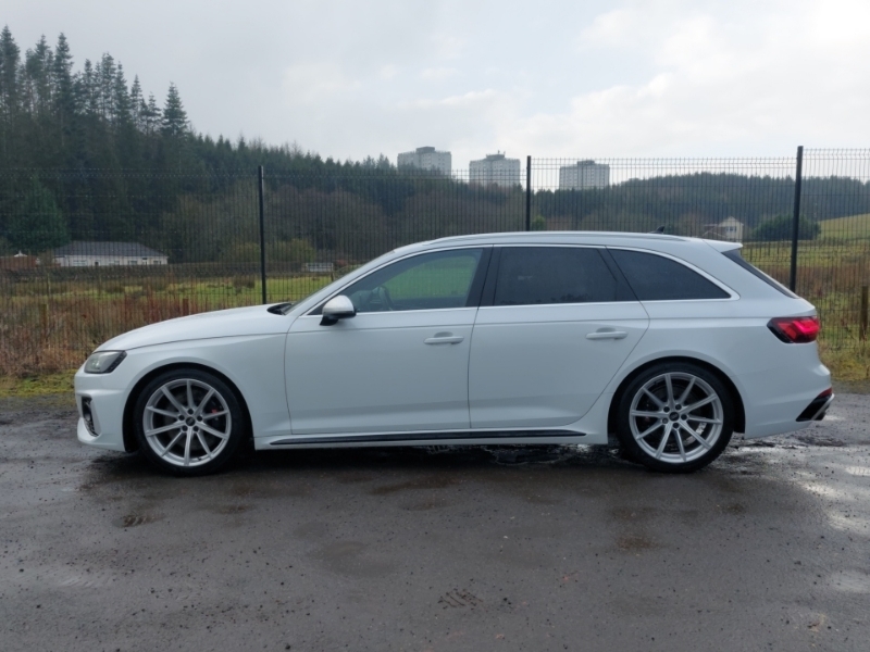 Audi RS4 Avant Rs 4 Rs 4 Tfsi Quattro Tiptronic Comfortsoun White #4