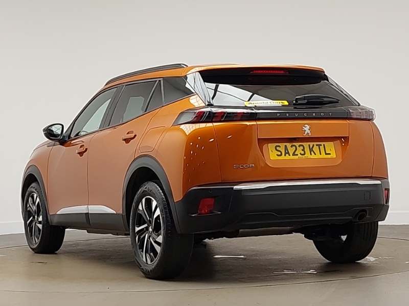 Peugeot 2008 1.2 Puretech Allure Premium SA23KTL Orange #2