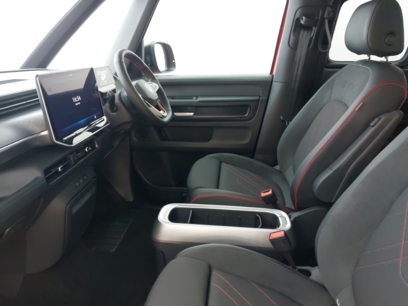 Volkswagen ID.Buzz 250Kw Gtx Pro 86Kwh 4Motion Lwb 7 Seat Red #5