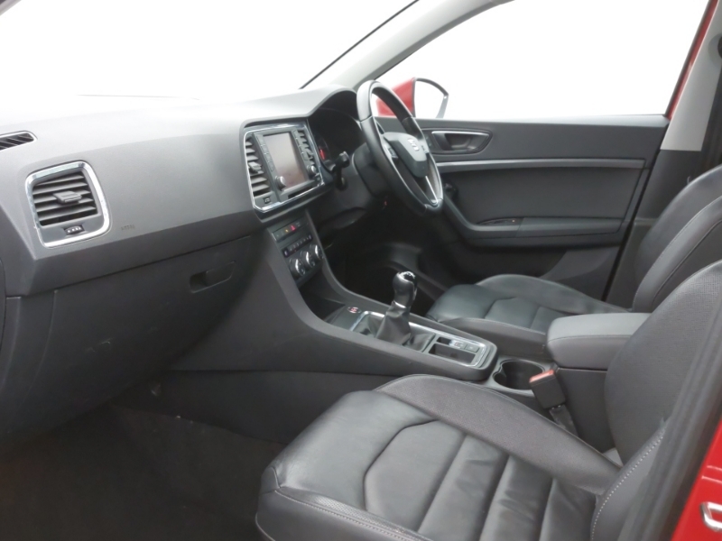 Seat Ateca 1.0 Tsi Se L Ez PY68DVB Red #5