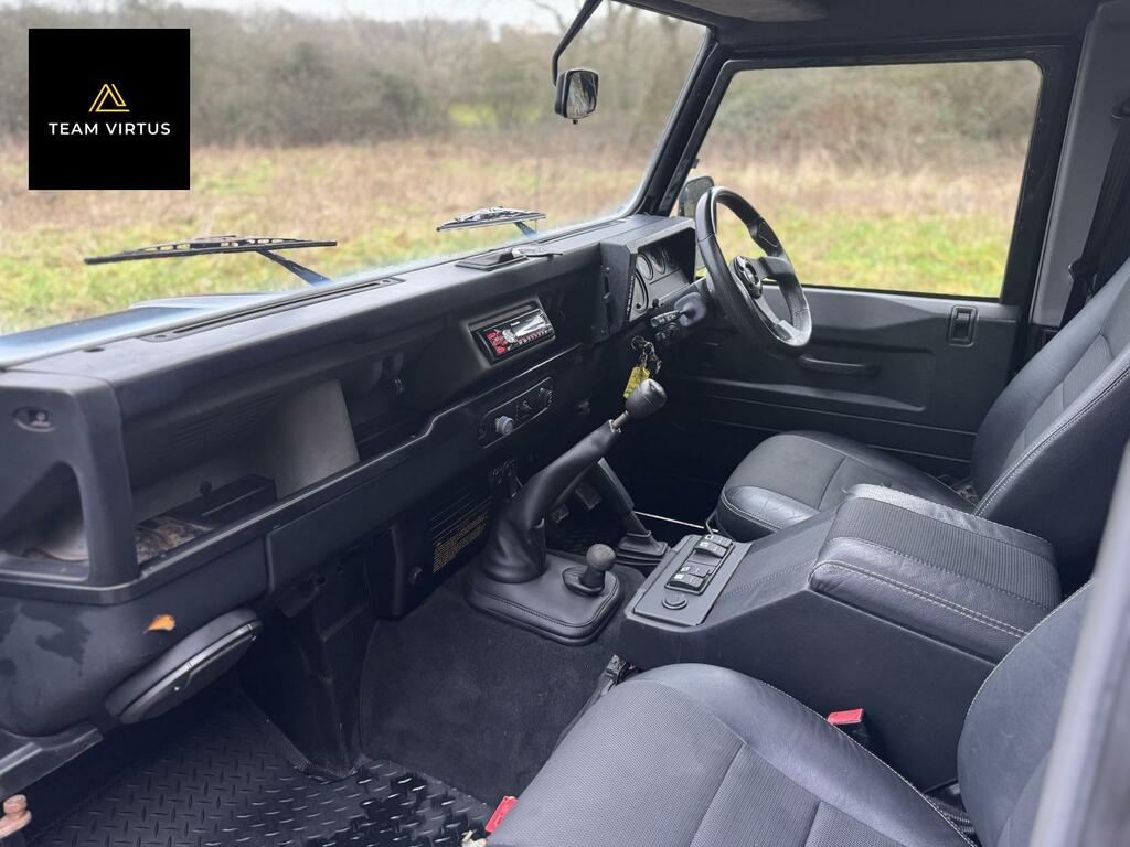 Land Rover Defender 90 2.5 Td5 Hard Top  #17