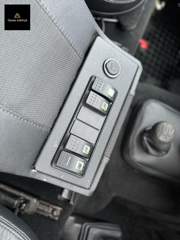 Land Rover Defender 90 2.5 Td5 Hard Top  #21