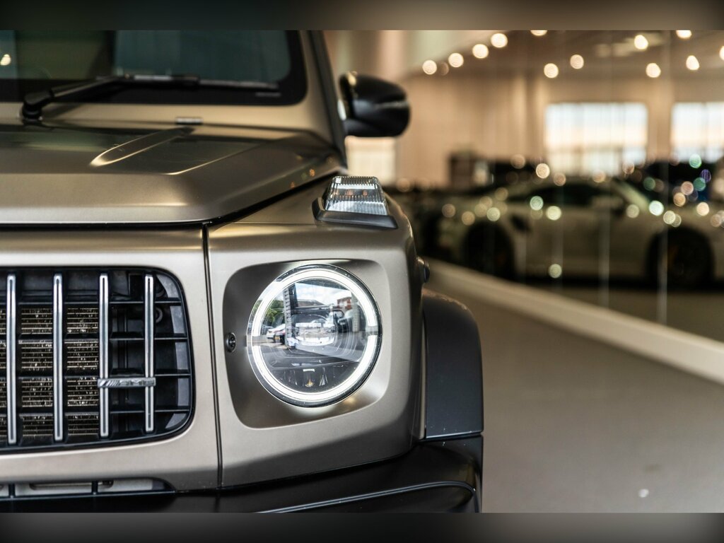 Mercedes-Benz G Class G63 V8 Biturbo Amg Magno Edition 4.0  #3