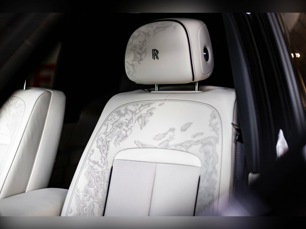Rolls-Royce Cullinan Cullinan Series II 6.75 V12 Black Badge  Black #5