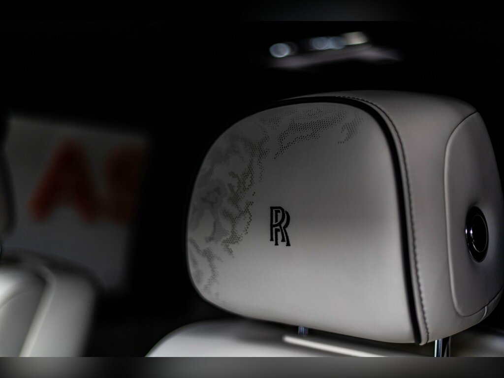 Rolls-Royce Cullinan Cullinan Series II 6.75 V12 Black Badge  Black #6