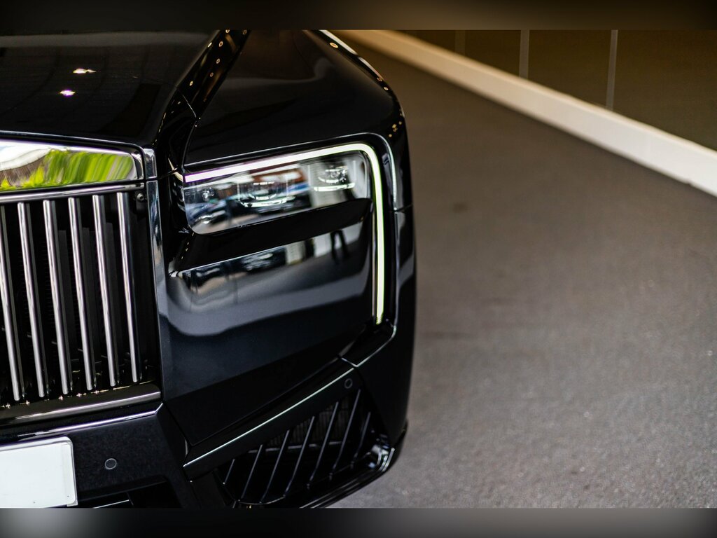 Rolls-Royce Cullinan Cullinan Series II 6.75 V12 Black Badge  Black #3