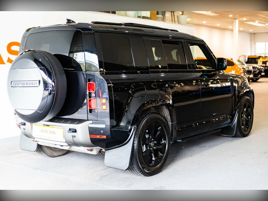 Land Rover Defender 110 2.0 P300e 15.4Kwh X-dynamic Hse Suv Plu V55TOG Black #2