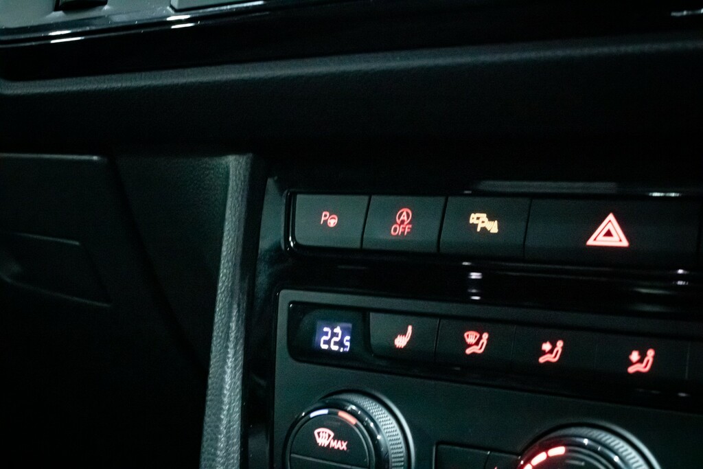 Seat Cupra 2.0 Tsi 300Ps Comfort Sound Dsg White #33