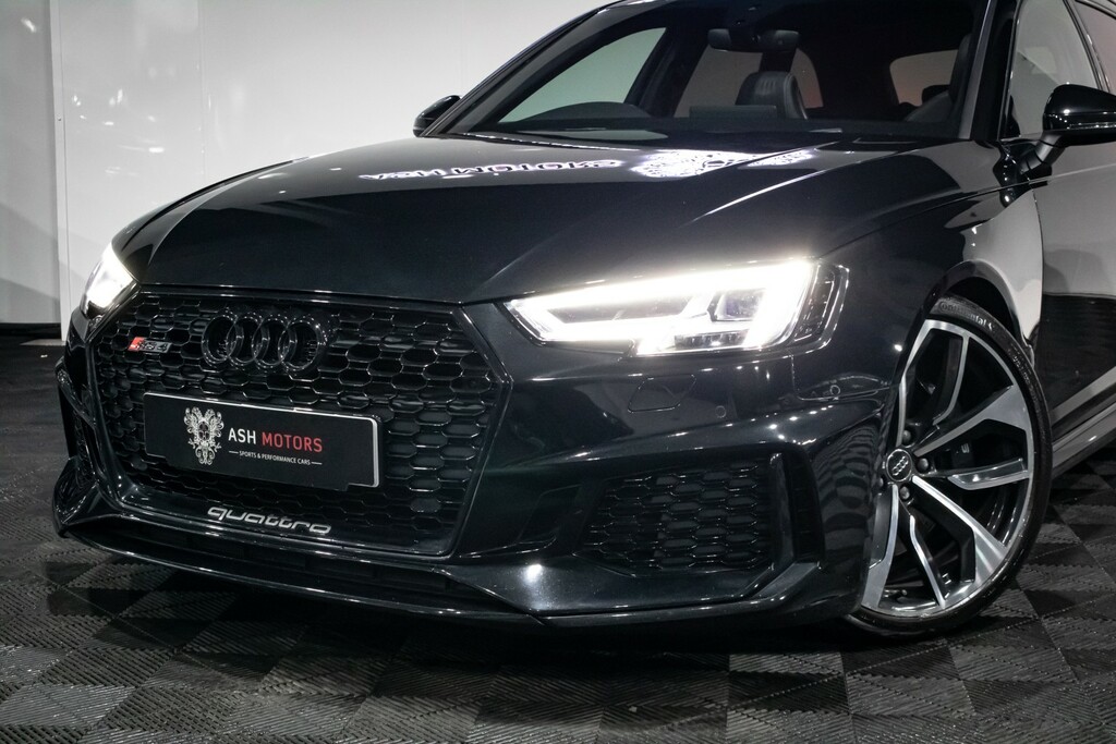 Audi RS4 Avant 2.9 Tfsi V6 Sport Edition Black #2