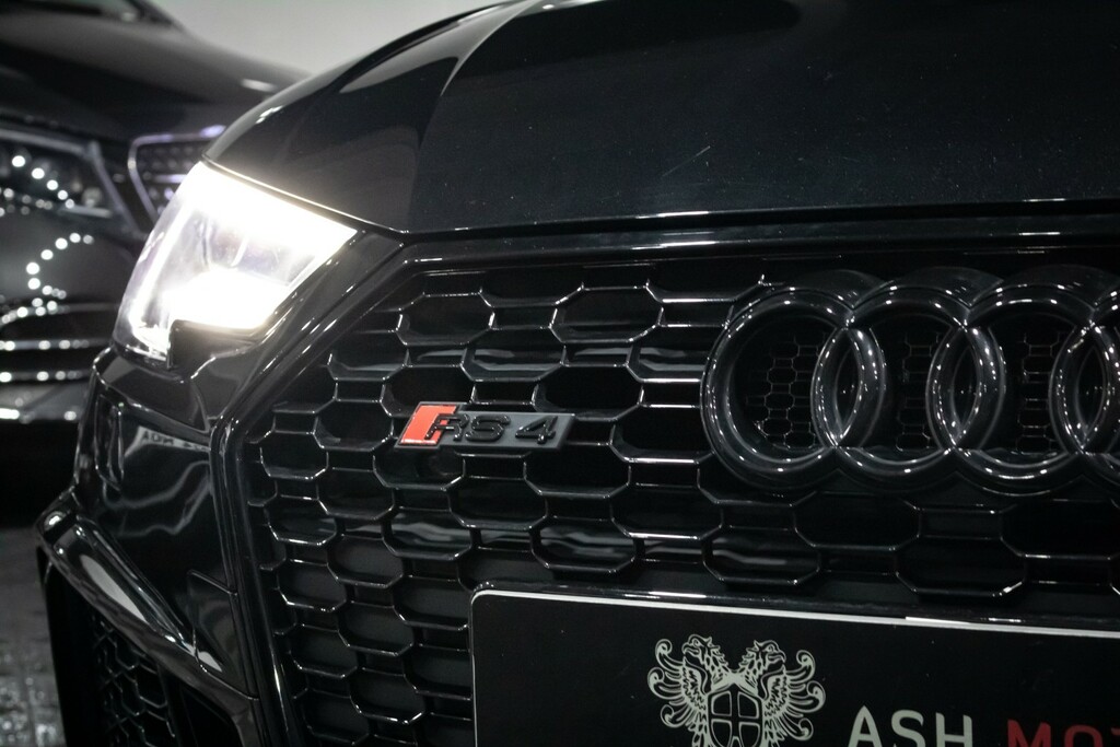 Audi RS4 Avant 2.9 Tfsi V6 Sport Edition Black #6