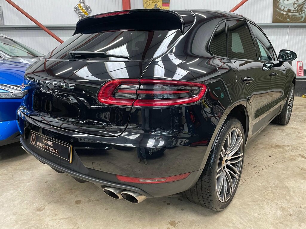 Porsche Macan 3.0 Td V6 S Pdk 4Wd Euro 6 Ss YJ17BDL Black #3