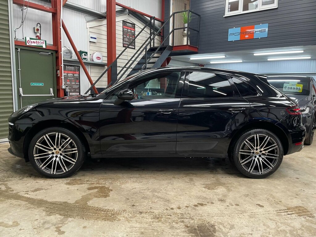 Porsche Macan 3.0 Td V6 S Pdk 4Wd Euro 6 Ss YJ17BDL Black #5
