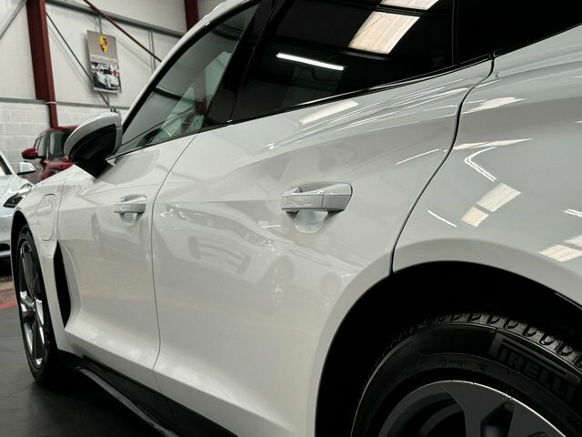 Audi E Tron GT 93.4Kwh Saloon Quattro 476 Ps WR73BWM White #6