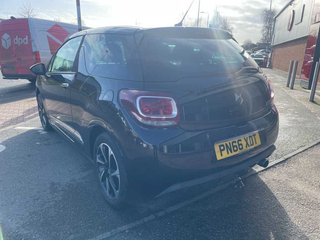 DS DS 3 Elegance 1.2 Puretech 110Ps PN66XDT Black #3