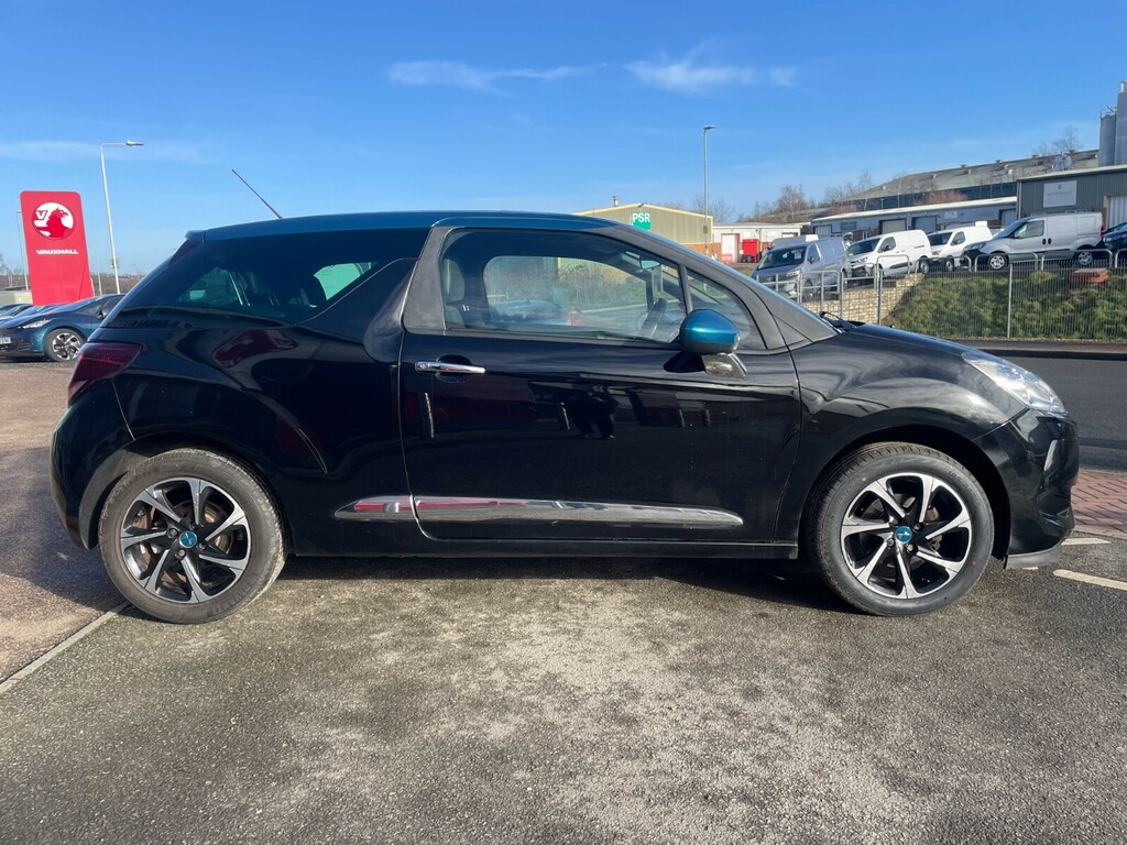 DS DS 3 Elegance 1.2 Puretech 110Ps PN66XDT Black #6