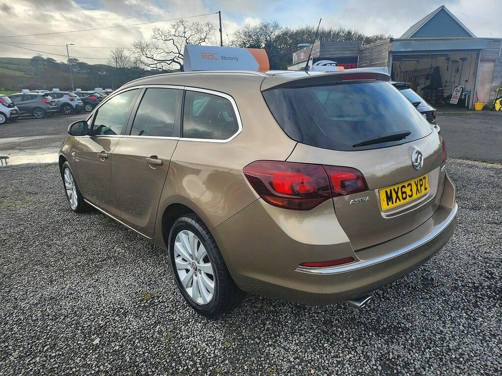 Vauxhall Astra Sports Tourer Se 2.0Cdti 16V 165Ps Ss MX63XPZ Brown #3