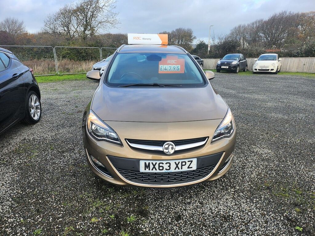 Vauxhall Astra Sports Tourer Se 2.0Cdti 16V 165Ps Ss Brown